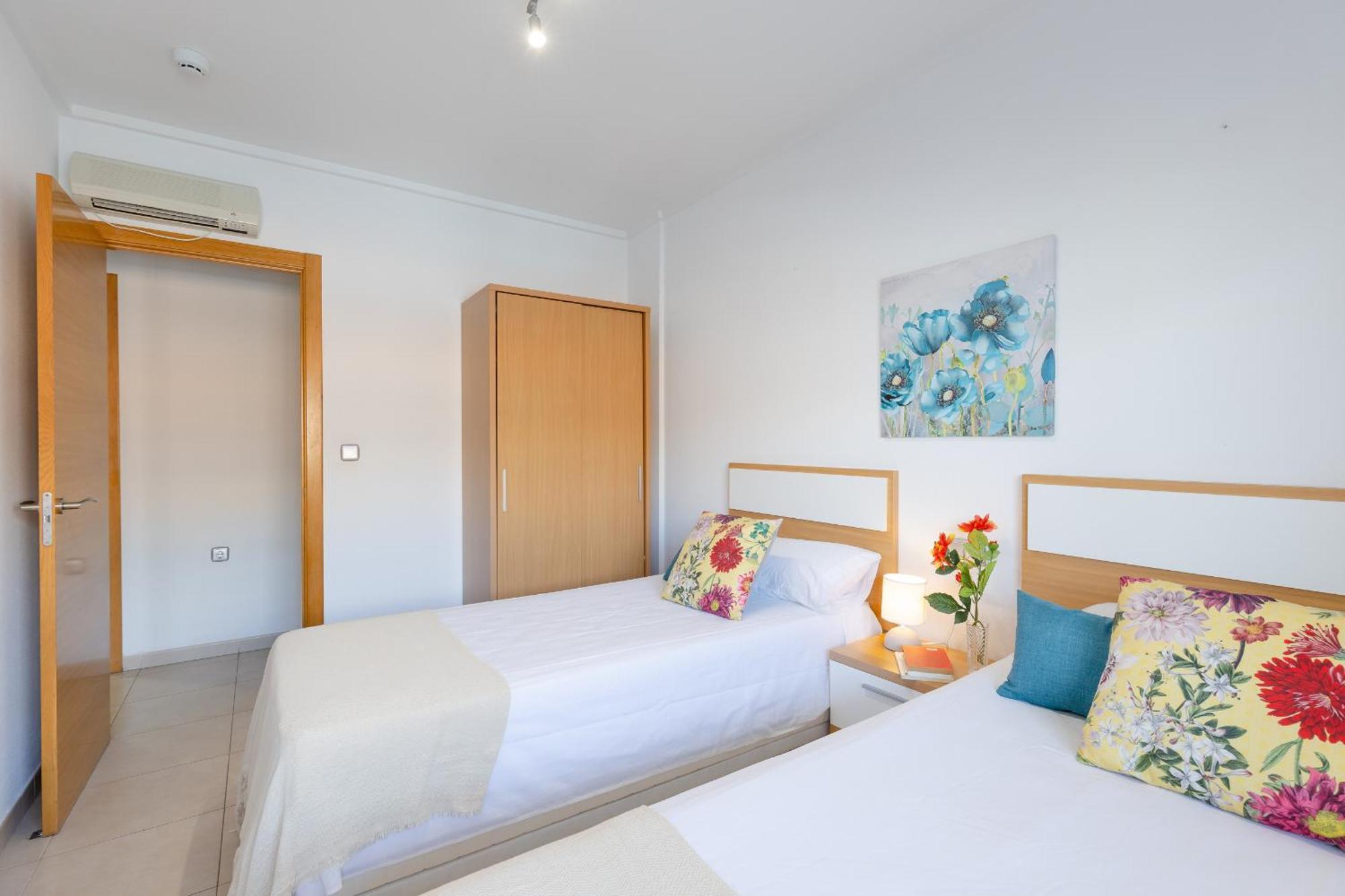 Alicante Hills Premium Екстериор снимка